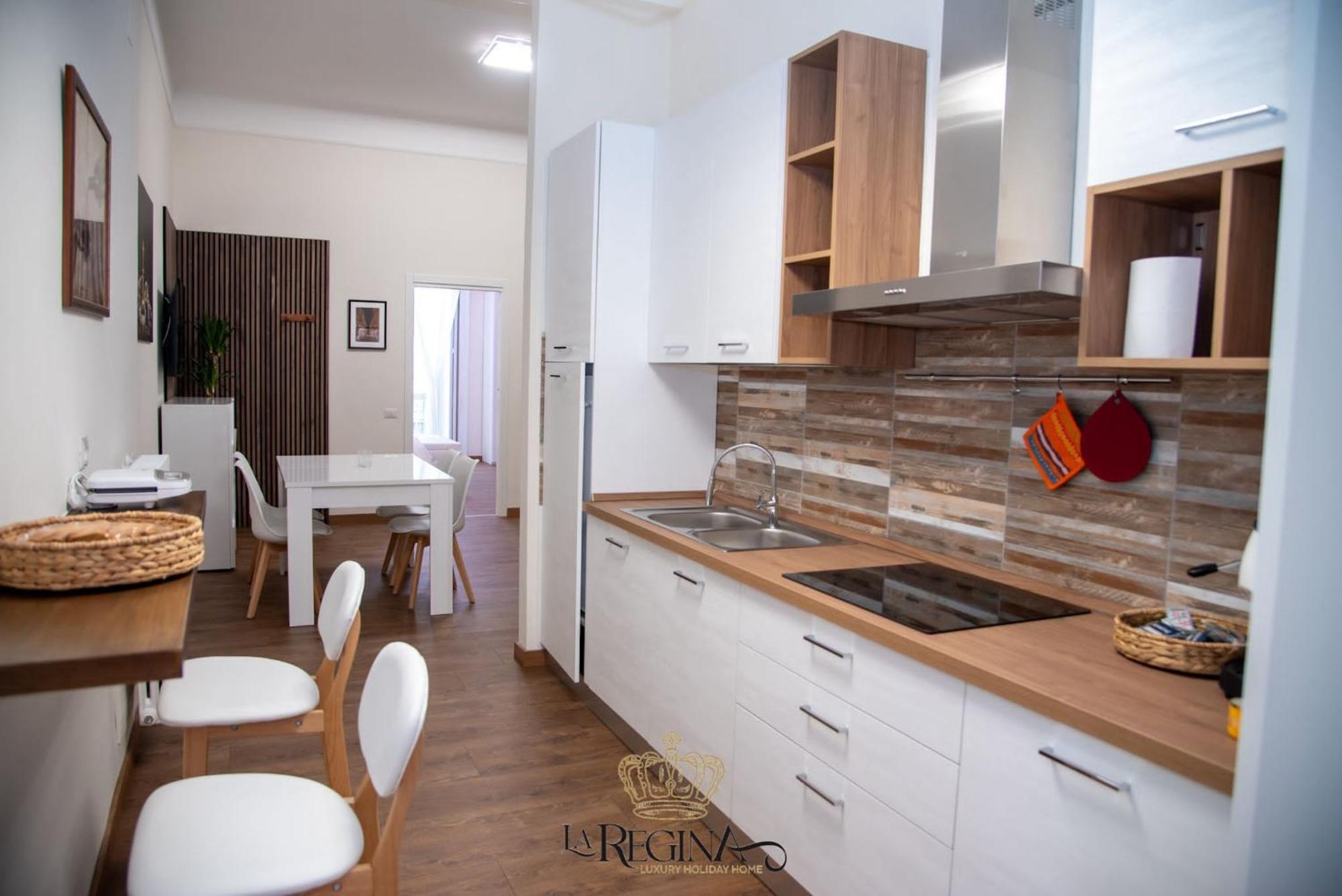 La Regina Luxury Holiday Home กาวา เด ตีร์เรนี ภายนอก รูปภาพ